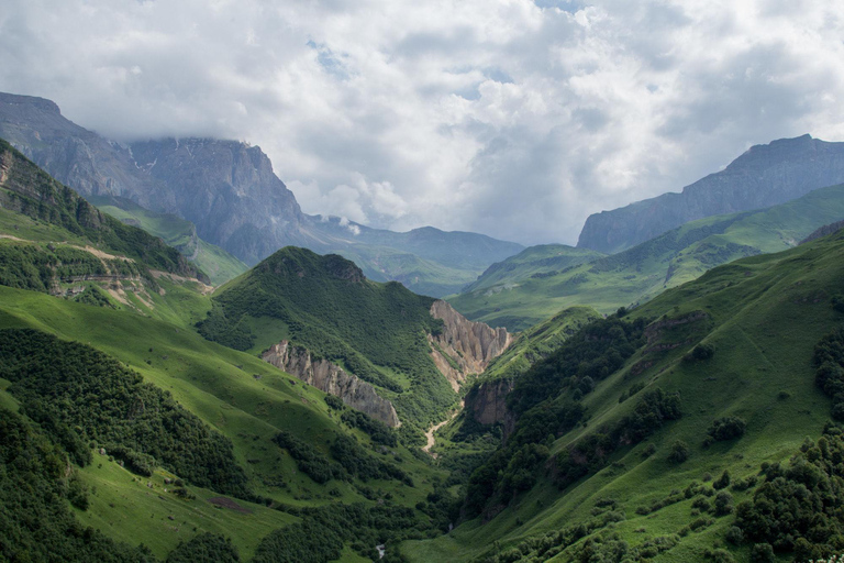 5-Day Azerbaijan Tour: Baku, Shahdag, Gobustan & Gabala Option 2 – Standard Package (5–7 Pax)