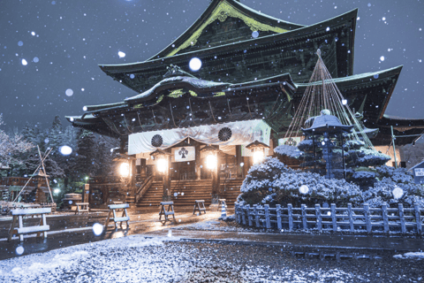 Nagano: Snow Monkeys, Zenkoji Temple & Sake Day Trip