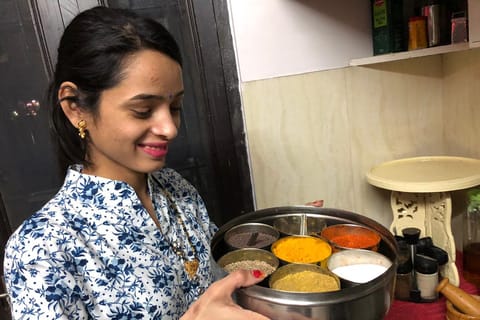 Jaipur: Authentic Home Cooking Class with a Local Family