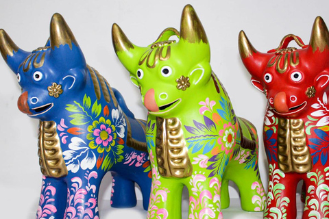 PAINT YOUR OWN PUCARÁ BULL WITH OUR PAINTING WORKSHOP