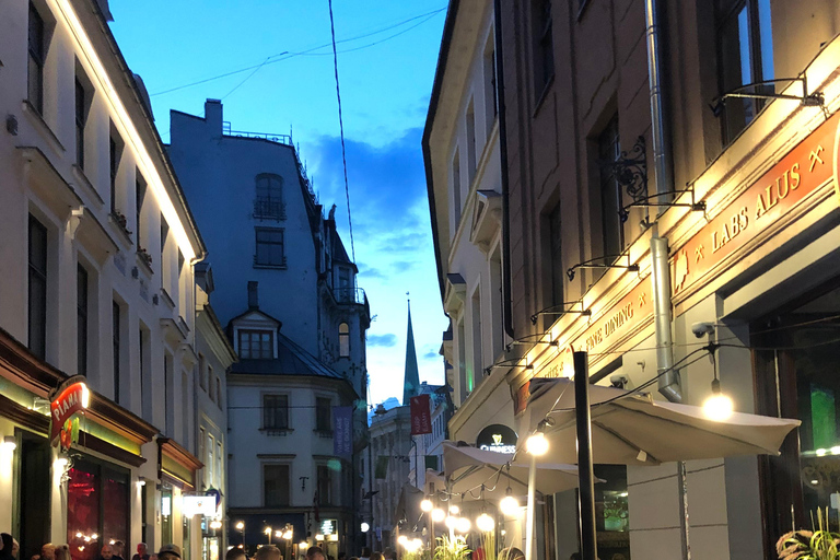 Riga Old Town, C Market & Art Nouveau Guided Walking Tour