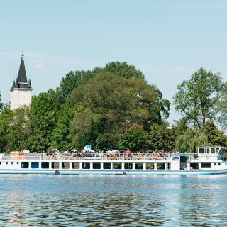 Berlin: Spree Boat Tour to Müggelsee