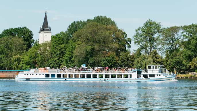 Berlin: Spree Boat Tour to Müggelsee