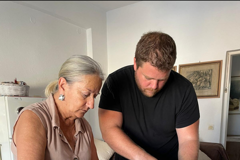 Oia: Corso di cucina greca e pranzo con una nonna locale