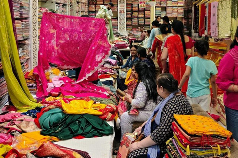 “Delhi: Private Shopping Tour with Local Female Stylist” Only Female Guide Services