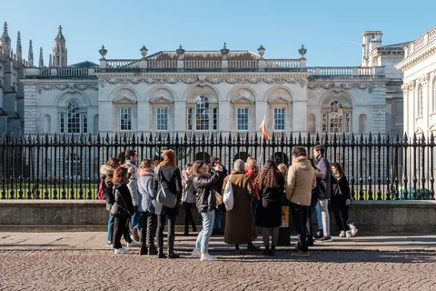 Cambridge: Excursão a pé guiada em inglês local