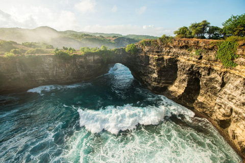 Nusa Penida: Privétour per auto, één dag met chauffeurMix Trip