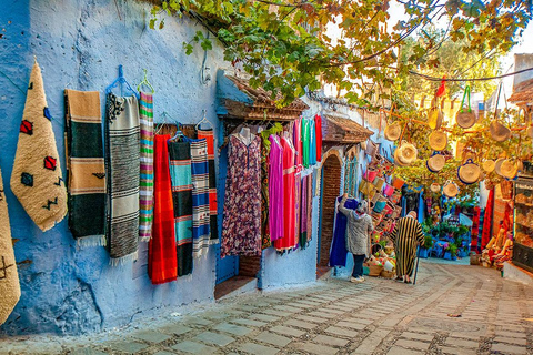 Da Fes: trasferimento a Tangeri passando per Chefchaouen