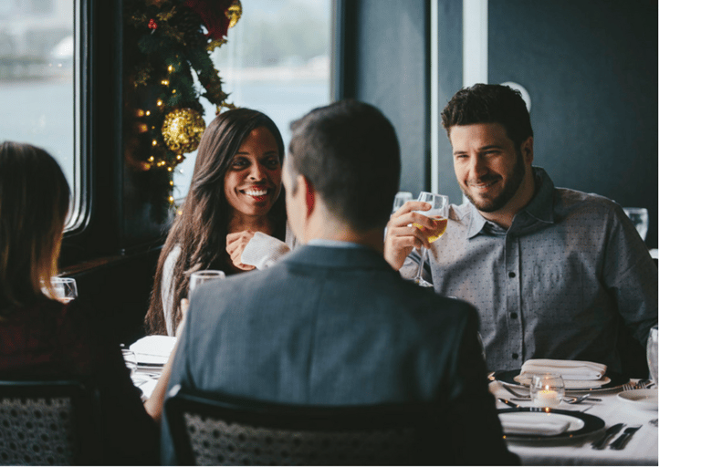 Philadelphie : dîner-croisière le jour de NoëlPhiladelphie : Dîner-croisière le jour de Noël