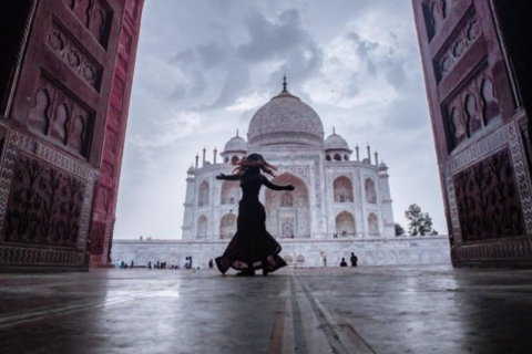 Delhi: Taj Mahal tego samego dnia, wycieczka do Agry z odbiorem i transferem.Przewodnik po wszystkich zabytkach w Agrze.