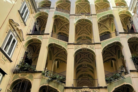 Naples: Sanità tour among ancient catacombs and folklore