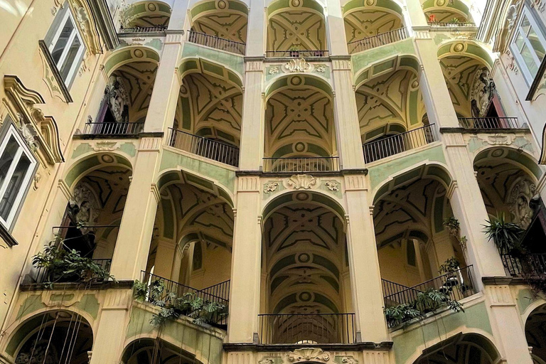 Naples: Sanità tour among ancient catacombs and folklore