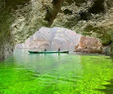 Las Vegas: Emerald Cave Kayak Tour from Willow Beach