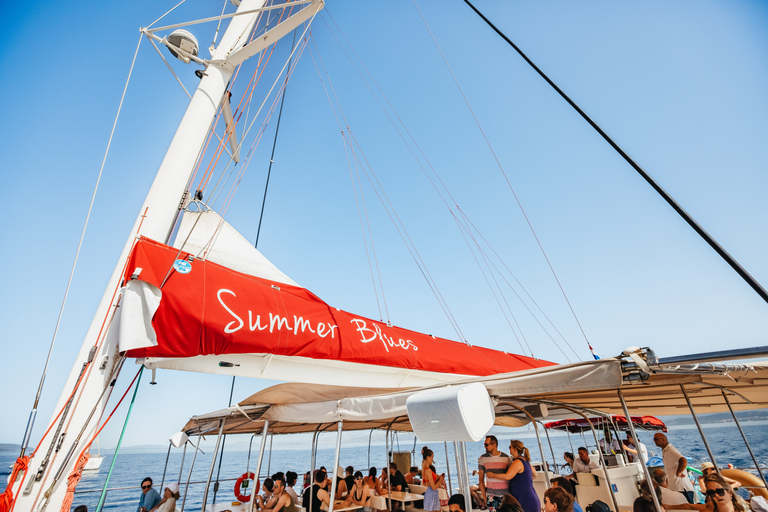 Split : journée de croisière en catamaran vers Hvar et les îles Infernales