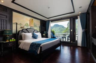 Hanoi: 2-tägige 5-Sterne-Kreuzfahrt in Halong-Bucht und Lan-Ha-Bucht mit Balkon