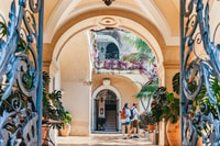 Da Napoli, Sorrento, Positano e Amalfi tour di un giorno intero - Hizvo