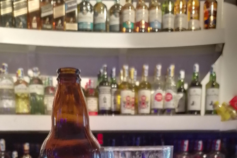 Mombasa: Nightlife Tour with Wine Tasting and Dinner