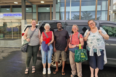 Lusaka: Lower Zambezi & Livingstone Guided Tour