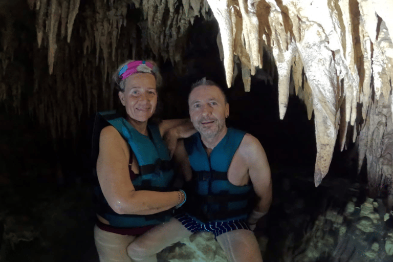Tulum: Ruins, Cenotes, Turtle Swim, and Lunch Tour