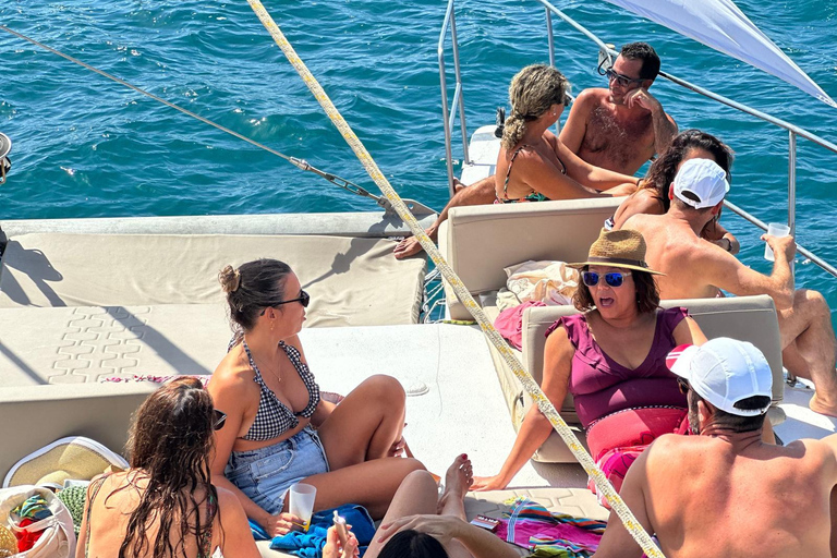 Arguineguin : Catamaran excursion with lunch and drinks Standard ticket