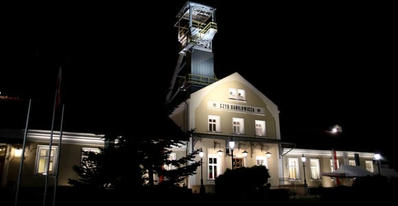 Krakow: Wieliczka Salt Mine Guided Tour with Hotel Pickup