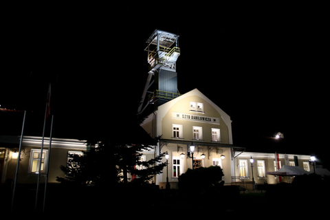 Krakow: Wieliczka Salt Mine Guided Tour with Hotel Pickup