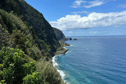 West Jeep tour Madeira: Fanal, Seixal beach, Vulcaninc Pools