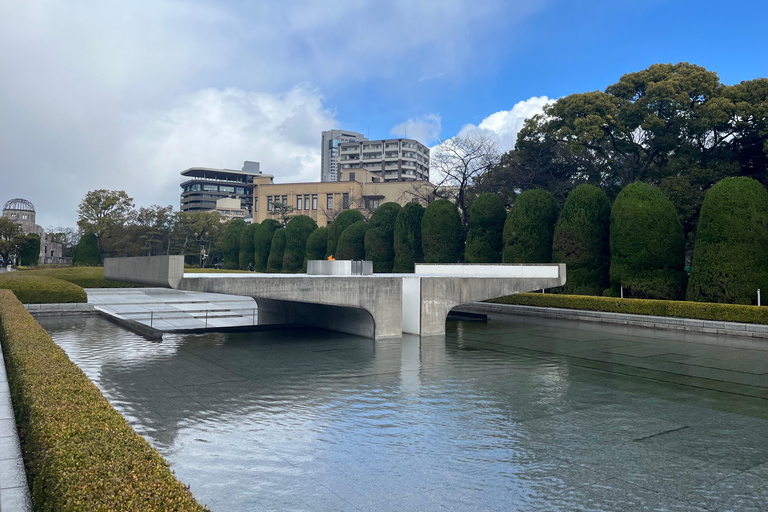 广岛：宫岛与和平公园导览游广岛：宫岛与和平公园导游游