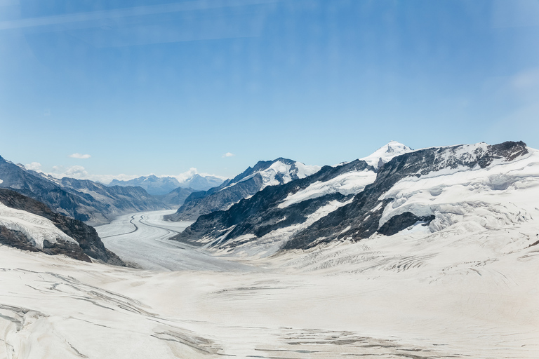 From Zurich: Guided Day Trip to Jungfraujoch with Train Ride