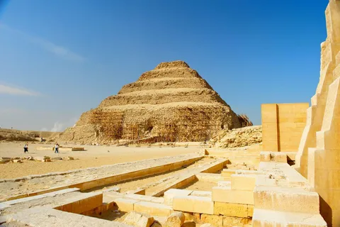 From Cairo: Saqqara and Memphis Pyramids Tour