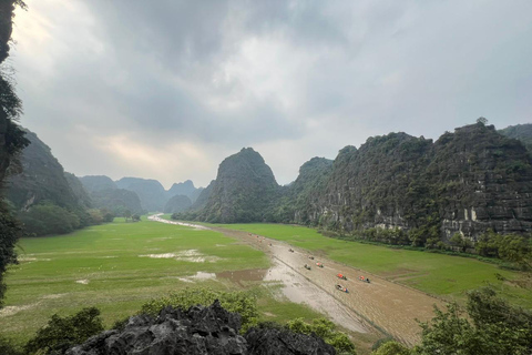 From Hanoi: Ninh Binh- Hoa Lu-Tam Coc- Mua Cave- Highlight