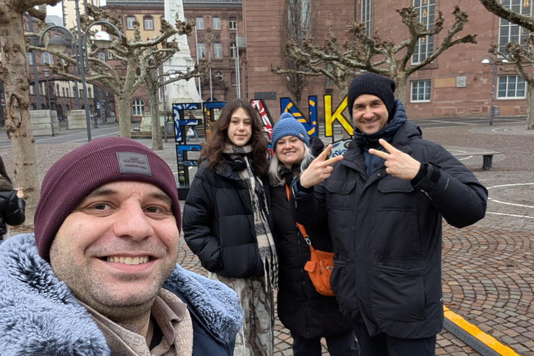 Walking Tour of Frankfurt. Banking District, Medieval & More