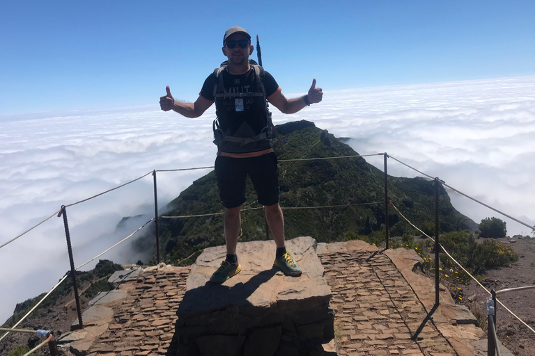 Madeira: Guided Peak Crossing: Pico do Arieiro to Pico Ruivo