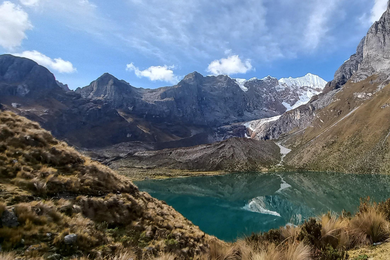 Desde Huaraz/Lima: Excursión de 11 días al Circuito de la Montaña Huayhuash