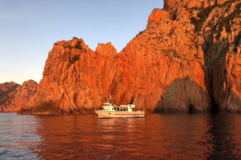 Sagone/Cargèse: Calanques de Piana och Capo Rosso båtturFrån Sagone