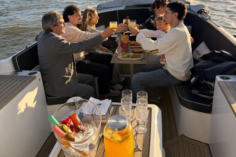Lisbon Sunset Luxury Boat Vibes with Drinks & Pizza Lisbon Luxury Cozy Cruise with Drinks & Pizza