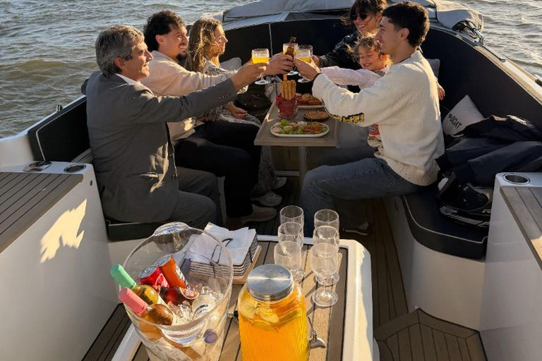 Lisbon Sunset Luxury Boat Vibes with Drinks & Pizza Lisbon Luxury Cozy Cruise with Drinks & Pizza