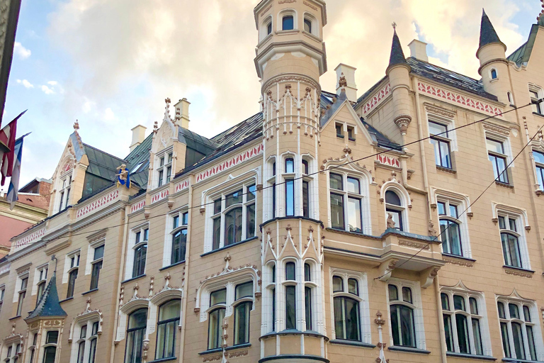 Riga Old Town, C Market & Art Nouveau Guided Walking Tour