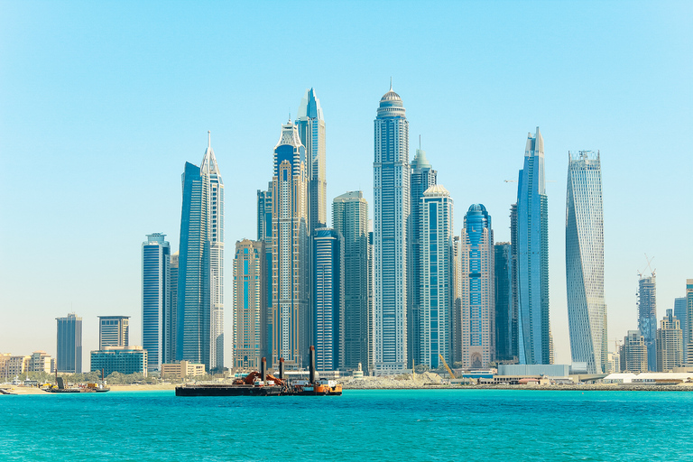Dubai: Private Luxury Everest Yacht Cruise from Dubai Marina 1 Hour Cruise