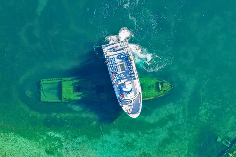 Toronto: Tobermory Day Trip from Toronto with Boat Cruise