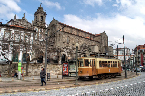 Lisbon to Porto with Óbidos-Nazaré-Fátima-Coimbra-Aveiro 3 STOPS