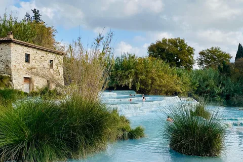 Termiczna rozkosz: Saturnia z Rzymu
