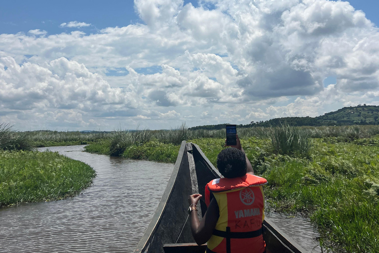 Kampala/Entebe: Mabamba Swamp with community tour and Lunch