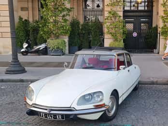 Paris: Stadtentdeckungstour mit dem Citroën DS Oldtimer