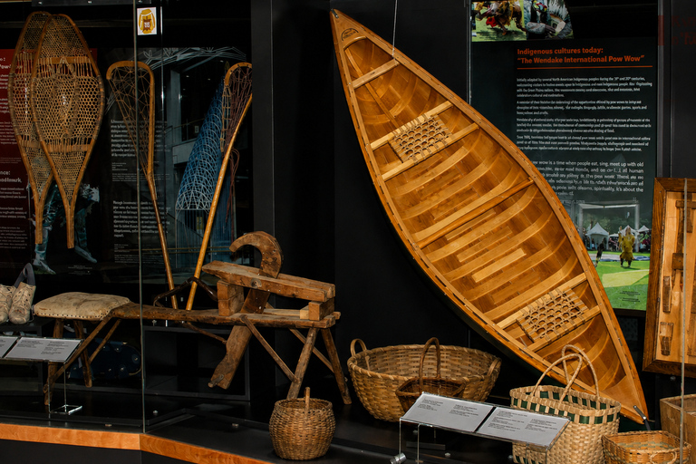 Wendake: Private Indigenous Culture & Nature Experience Wendake: Private Indigenous Culture & Nature Experience (4h)