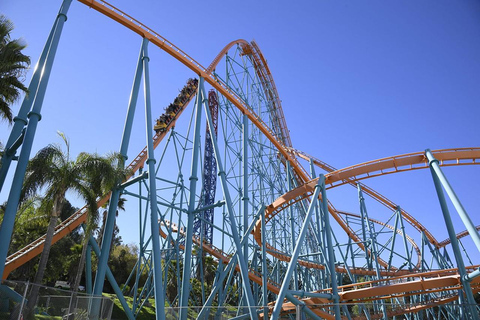 Los Angeles: Six Flags Magic Mountain Any-Day Entry Ticket Six Flags: Magic Mountain Good Any Day Ticket
