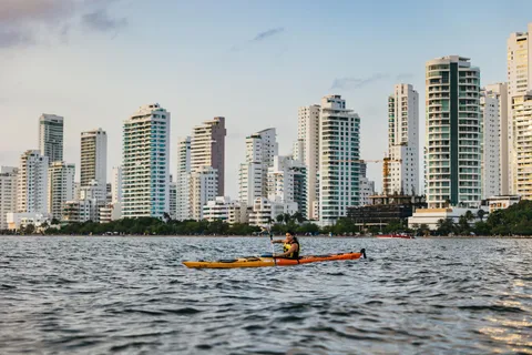 Cartagena: passeio de caiaque no pôr do sol