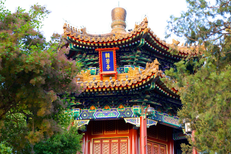 Pechino: tour privato a piedi di 2 ore di Jingshan e Beihai Park