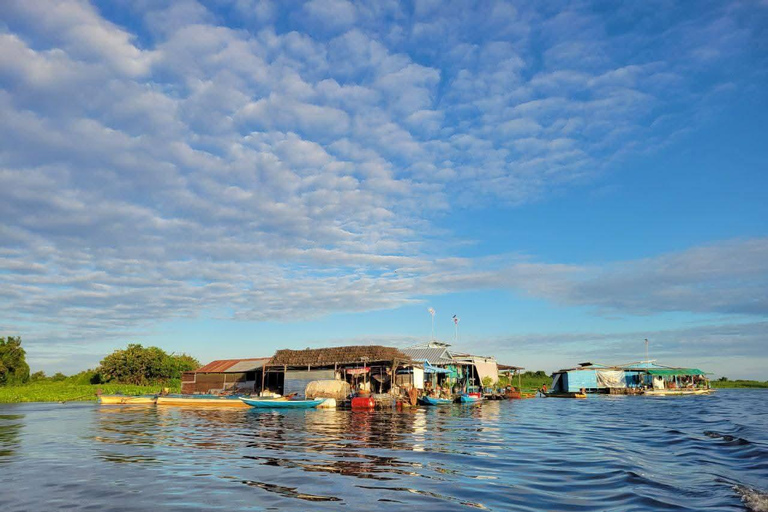 Siem Reap: 2-Day Tonlé Sap Fishing Tour, Overnight Stay in a Floating Village Siem Reap: 2-Day Tonle Sap Fishing Tour, Overnight Stay in a Floating Village
