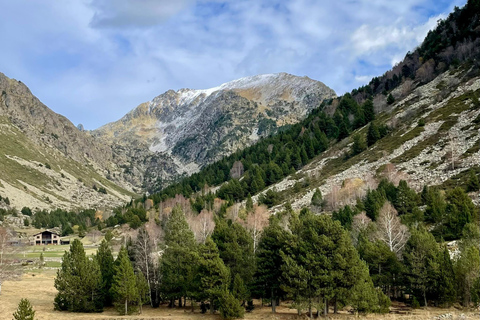 Andorra Day Hike: Vall d’Incles &amp; Pyrenees Lakes